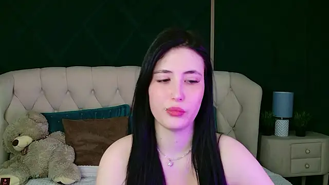 EmmaLawrens online show from 03-19-26, 10:48