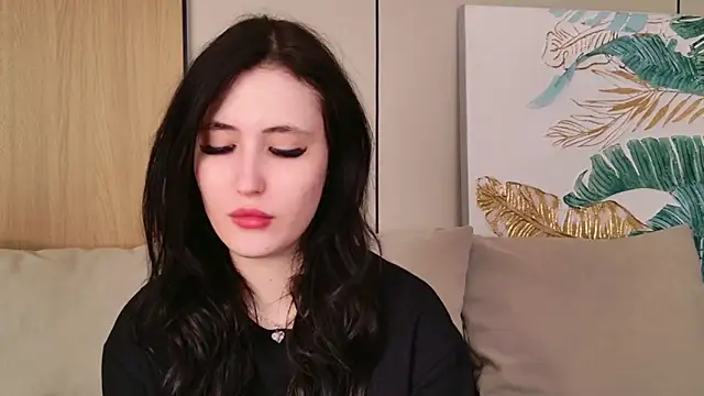 EmmaLawrens online show from 03-01-26, 10:37