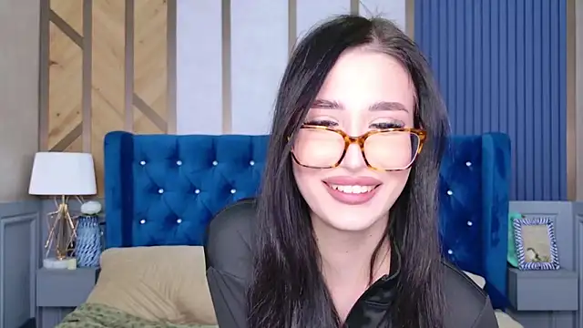 EmmaLawrens online show from 02-26-25, 04:16