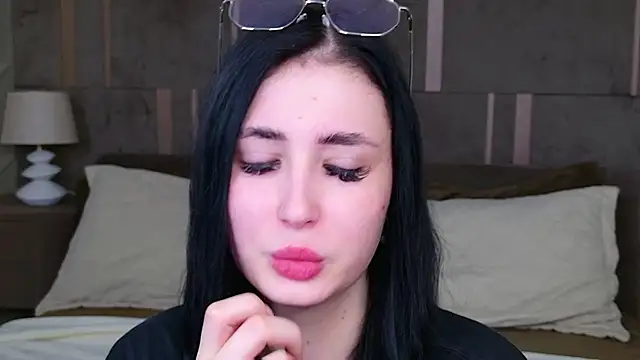 EmmaLawrens online show from 09-14-25, 08:53