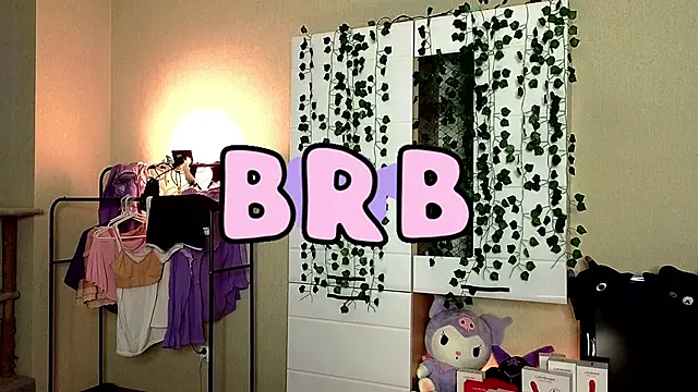 Emily  Mooree online show from 11-14-25, 03:43