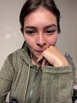Snapshot of Aleska_Miami chatting on 04-24-26, 02:30 Aleska Miami online show from 04-24-26, 02:30