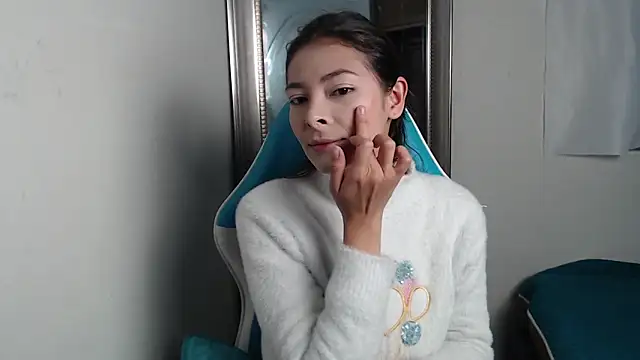 Snapshot of Aleska_Miami chatting on 09-10-25, 01:54 Aleska Miami online show from 09-10-25, 01:54