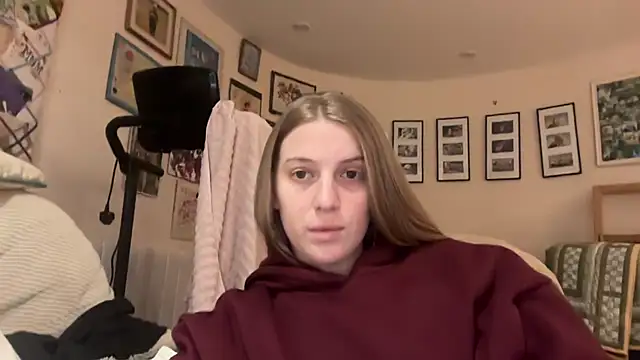 Ella-82 online show from 02-13-25, 03:03