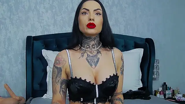 NataliaCristal online show from 12-17-25, 05:34