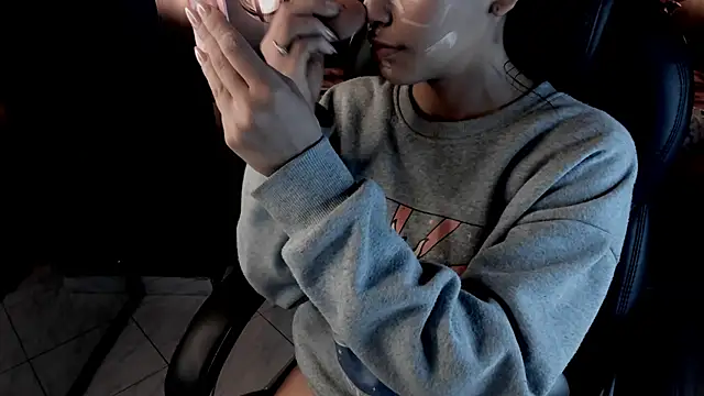 vaiolethsan   online show from 02-24-26, 08:31