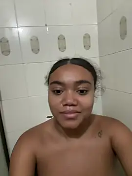 JasmineRose7 online show from 04-21-26, 09:49