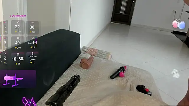 JasmineRose7 online show from 03-26-26, 12:25