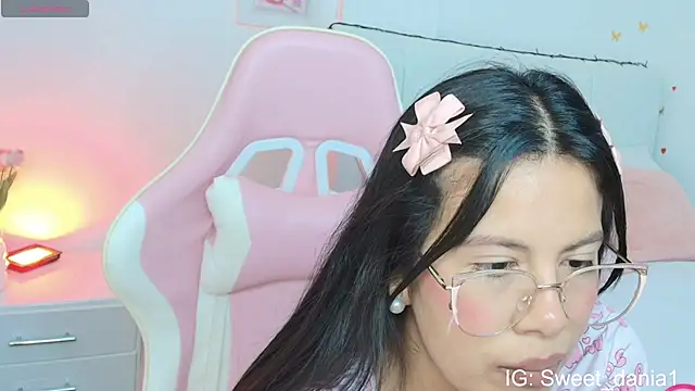 sweet dania  online show from 09-29-25, 03:46
