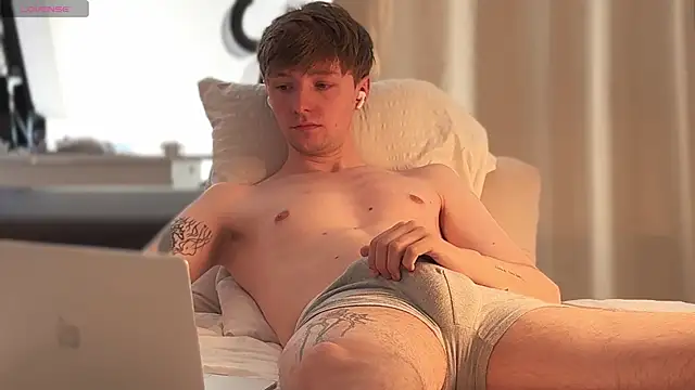 Calvin Polanski online show from 06-25-26, 04:21