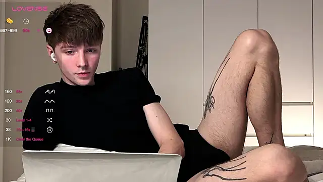 Snapshot of Calvin_Polanski chatting on 03-20-26, 06:09 Calvin Polanski online show from 03-20-26, 06:09