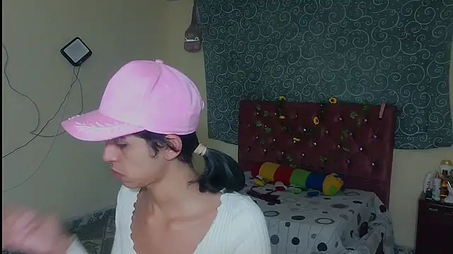 boysLittle online show from 05-22-26, 11:58