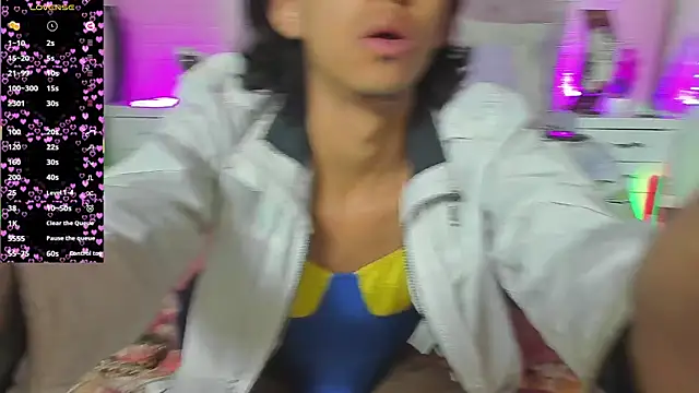 boysLittle online show from 11-06-25, 09:46