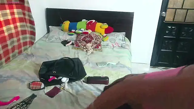 boysLittle online show from 03-25-26, 09:24