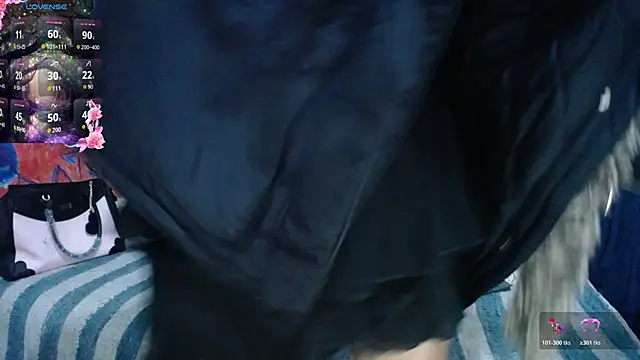 boysLittle online show from 11-10-25, 05:56