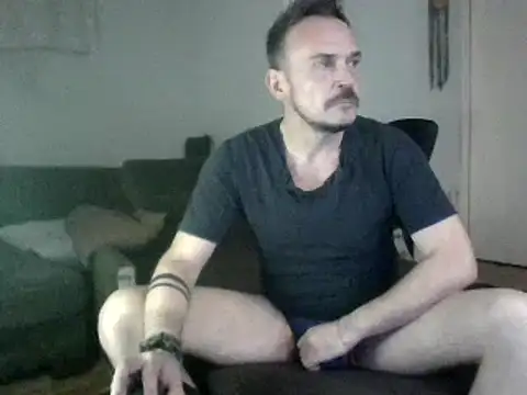Snapshot of GaySexxPL chatting on 03-09-25, 03:22 GaySexxPL online show from 03-09-25, 03:22