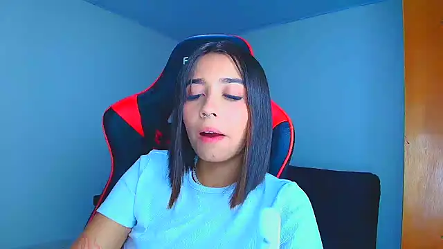 Rousse violett online show from 11-25-25, 11:05