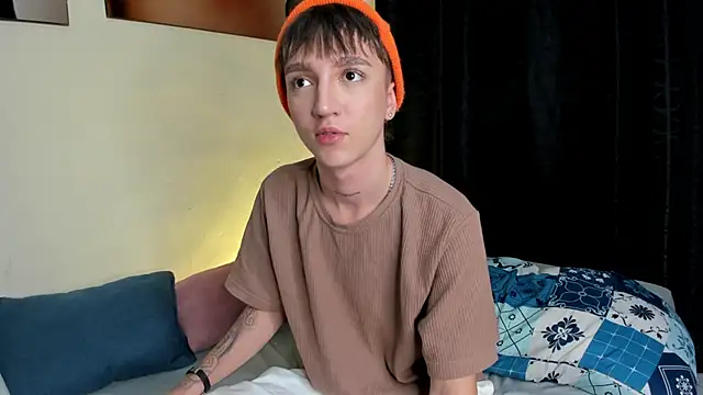 Snapshot of jeremy_salvatore chatting on 01-16-25, 06:35 jeremy salvatore online show from 01-16-25, 06:35