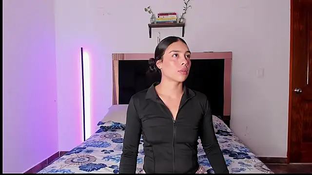 Carorosse online show from 02-26-26, 03:56