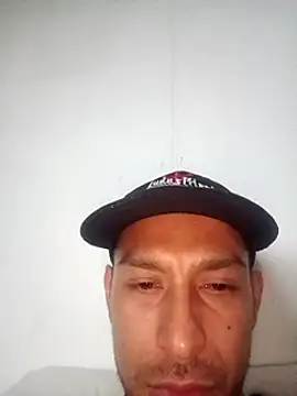 Snapshot of tony-camargo chatting on 10-25-25, 05:50 tony-camargo online show from 10-25-25, 05:50