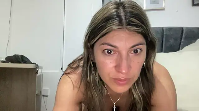 LunaBeya online show from 03-03-26, 11:28