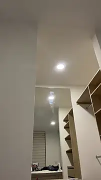 LunaBeya online show from 04-05-26, 03:35