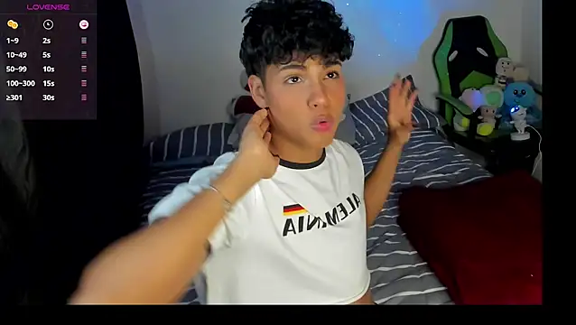 dani angels   online show from 01-30-25, 03:00