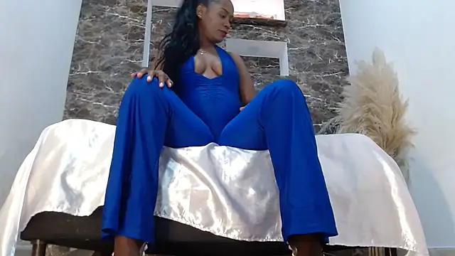 RAICHELLCOOPER1 online show from 09-22-25, 05:19