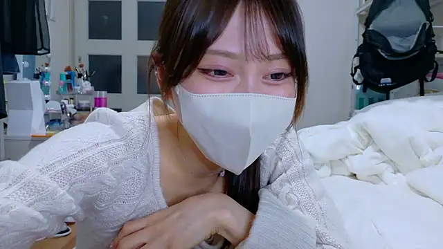 Snapshot of riken_jp chatting on 11-16-25, 07:24 riken jp online show from 11-16-25, 07:24