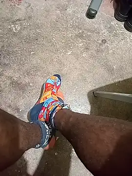 mario0212 online show from 11-08-25, 05:33