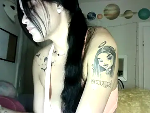 nikkikittyx3 online show from 03-19-25, 04:14