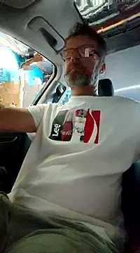 Snapshot of itsmeyes69 chatting on 02-23-25, 08:33 itsmeyes69 online show from 02-23-25, 08:33