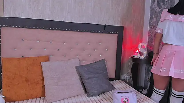 Snapshot of StefanyRousse chatting on 07-06-26, 11:50 StefanyRousse online show from 07-06-26, 11:50