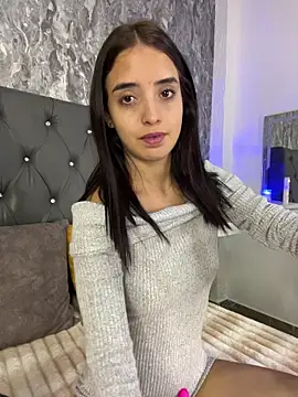 StefanyRousse online show from 05-27-26, 10:22