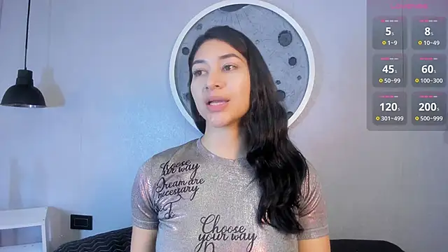 Sara conde online show from 11-26-25, 11:21