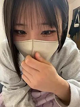 Snapshot of sakuchaaa_2525 chatting on 10-09-25, 12:06 sakuchaaa 2525 online show from 10-09-25, 12:06