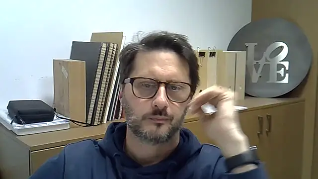 Cellino4 online show from 02-12-25, 05:16