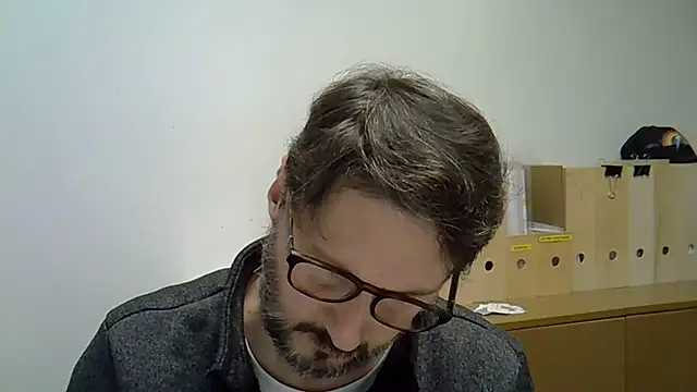 Cellino4 online show from 01-20-25, 05:06