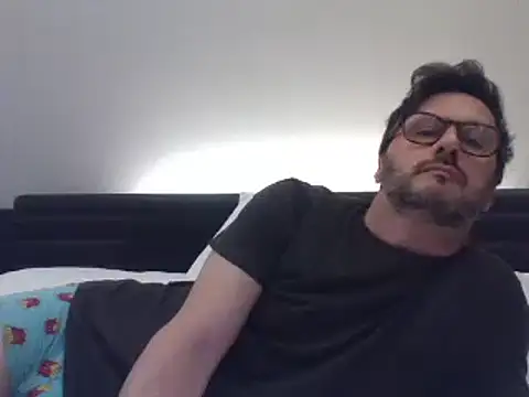 Cellino4 online show from 02-05-25, 04:03