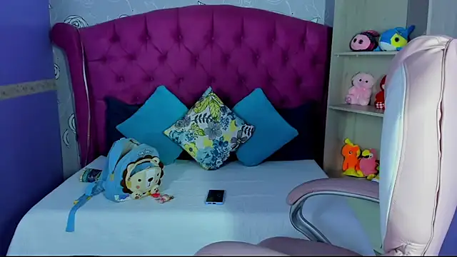 Snapshot of Lil_ceyy chatting on 01-23-25, 02:28 Lil ceyy online show from 01-23-25, 02:28