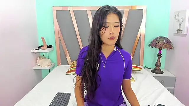 Snapshot of Lil_ceyy chatting on 03-14-25, 11:32 Lil ceyy online show from 03-14-25, 11:32