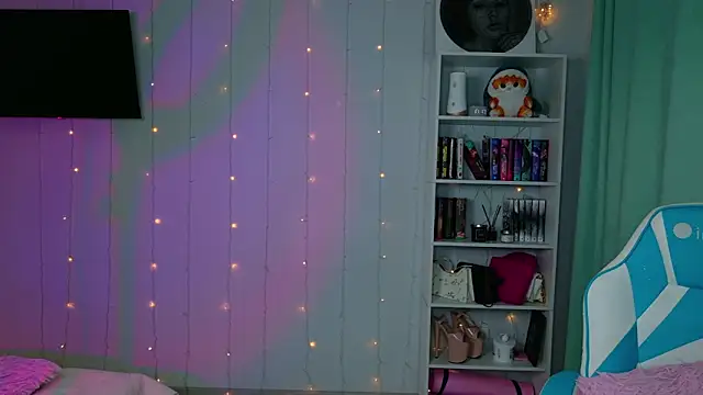 Mercedes Robinson online show from 01-08-26, 04:18