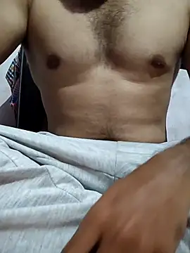 Snapshot of braveman999 chatting on 12-18-25, 01:59 braveman999 online show from 12-18-25, 01:59