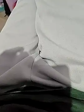 Snapshot of braveman999 chatting on 01-25-25, 06:35 braveman999 online show from 01-25-25, 06:35