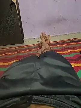 Snapshot of braveman999 chatting on 02-12-25, 05:05 braveman999 online show from 02-12-25, 05:05