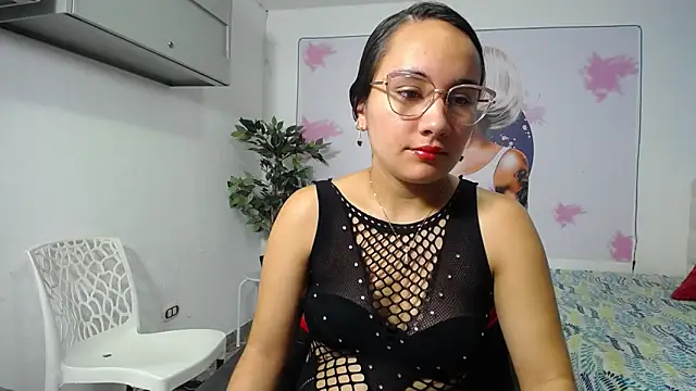Maylin horny19 online show from 04-13-26, 07:07
