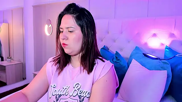 zoes milee online show from 09-10-25, 11:20