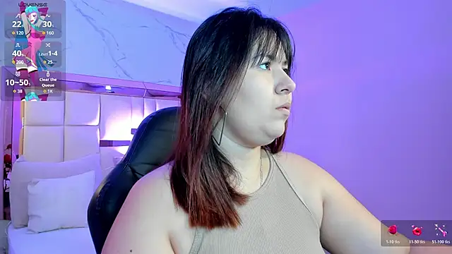 zoes milee online show from 11-20-25, 11:11