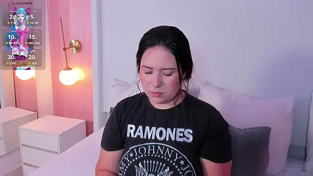 zoes milee online show from 10-02-25, 11:24