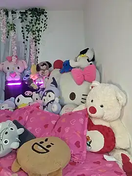 Snapshot of Selesumii chatting on 03-10-25, 08:28 Selesumii online show from 03-10-25, 08:28